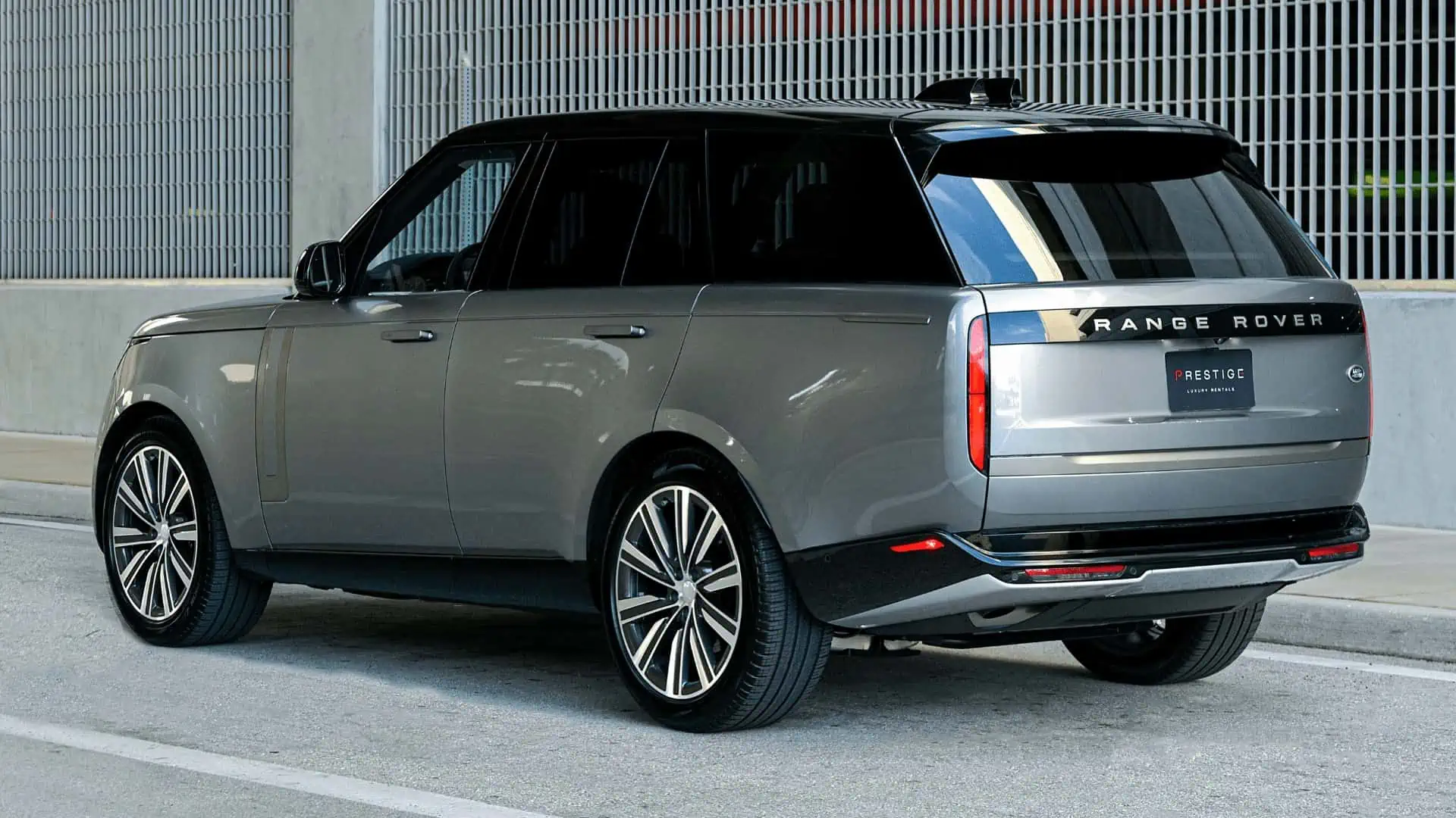 2023 Range Rover Grey Back