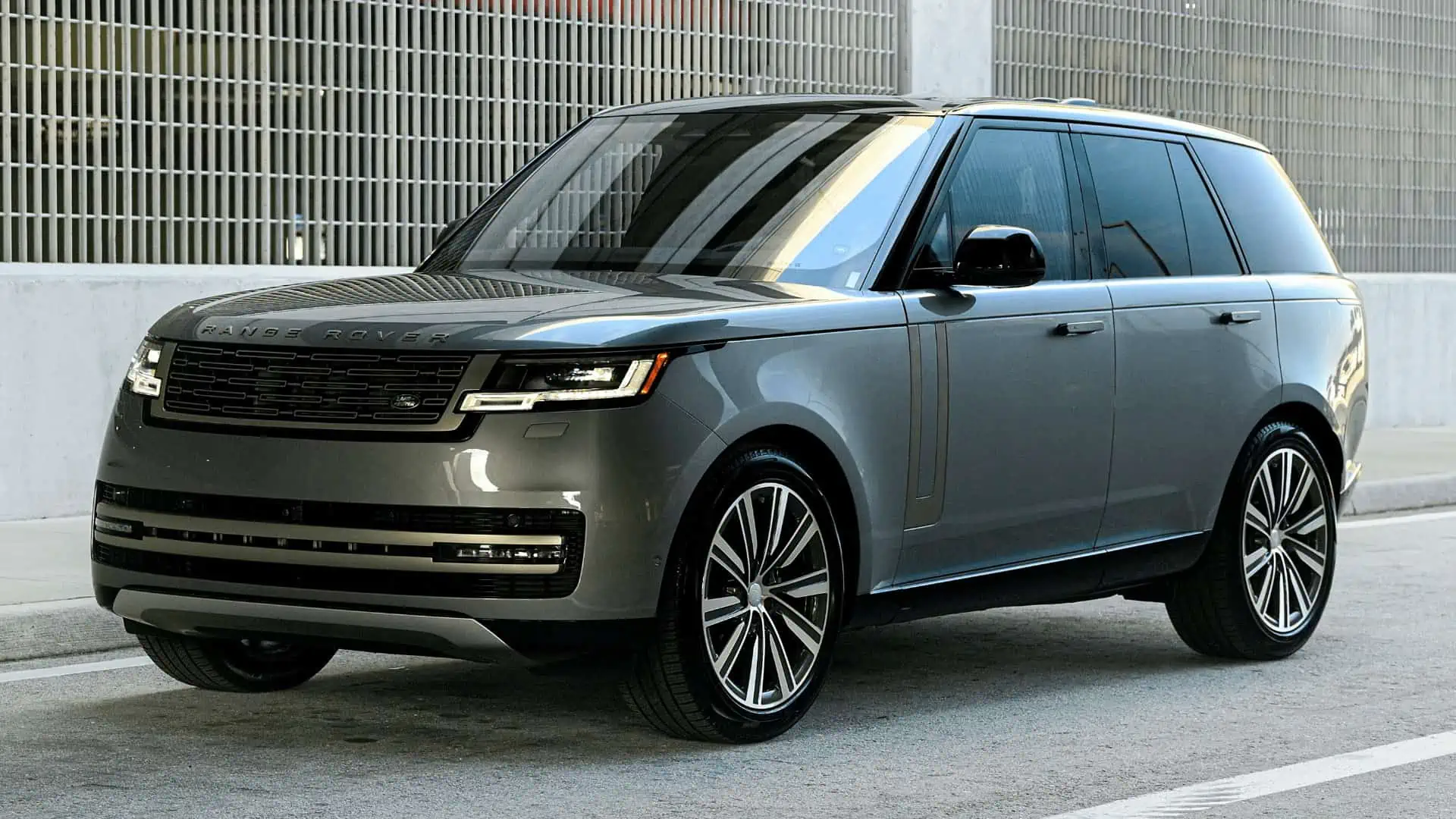 2023 Range Rover Grey Front