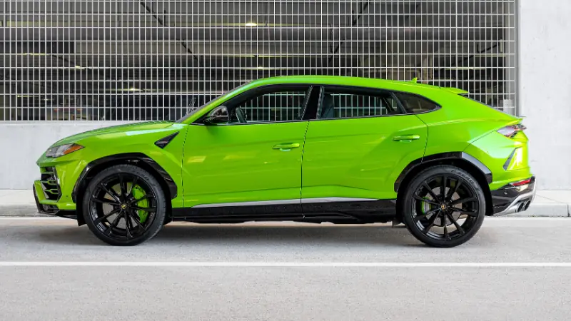 Green Lamborghini Urus Side 1