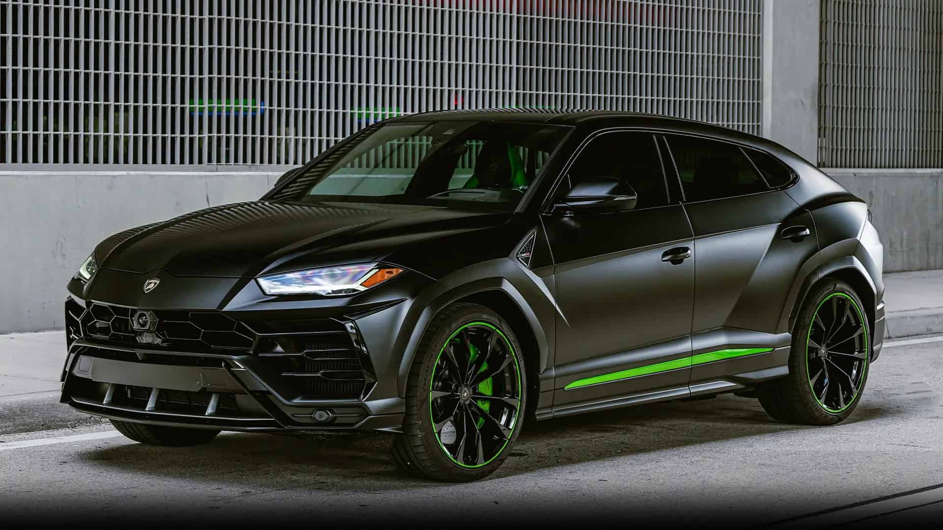 Black Lamborghini Urus Matte