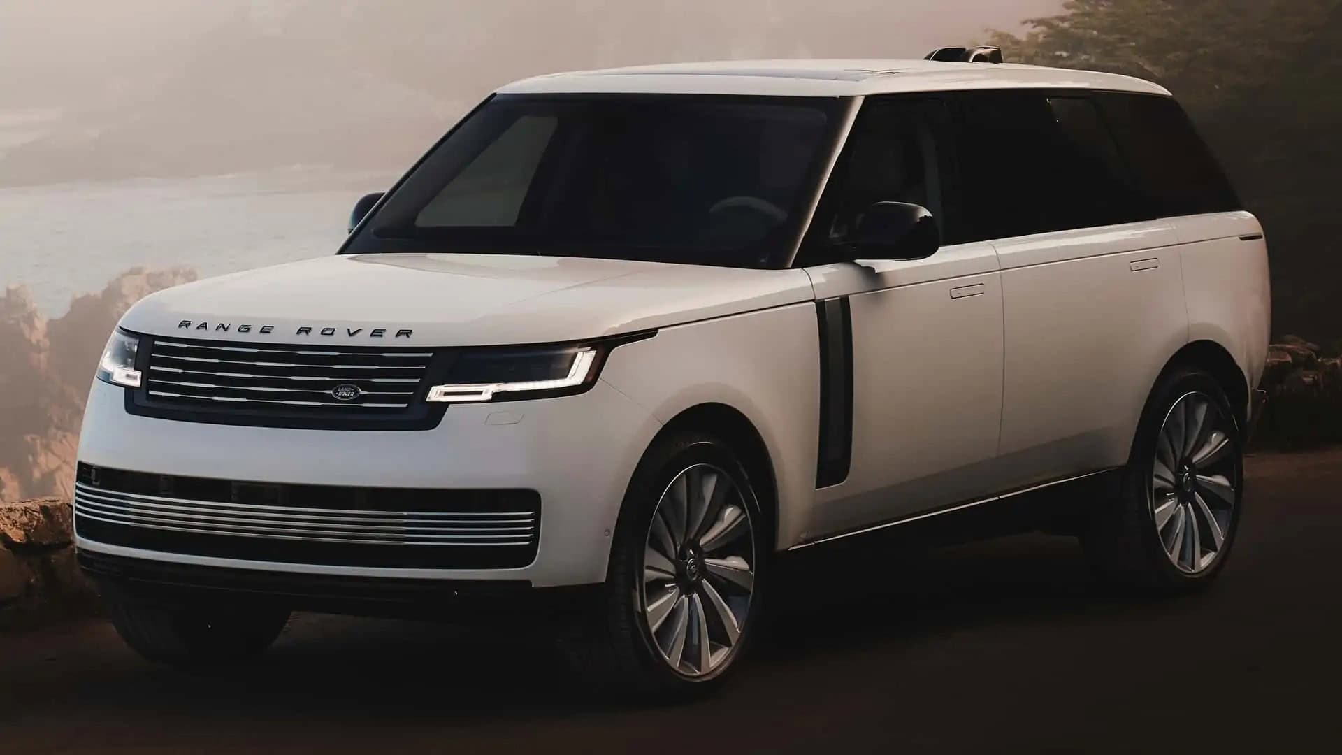 New Range Rover 4