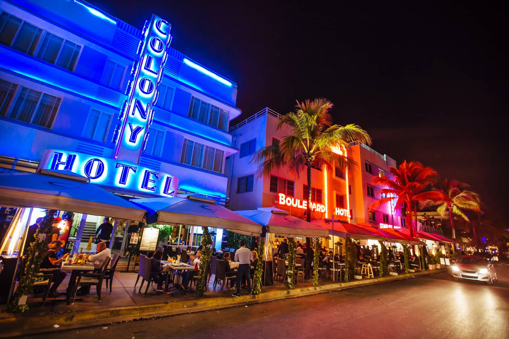 Miami street at night